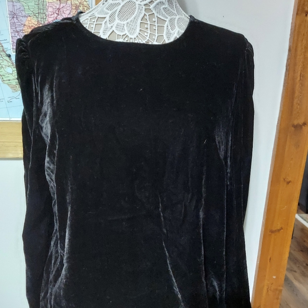J.CREW black velvet long sleeve